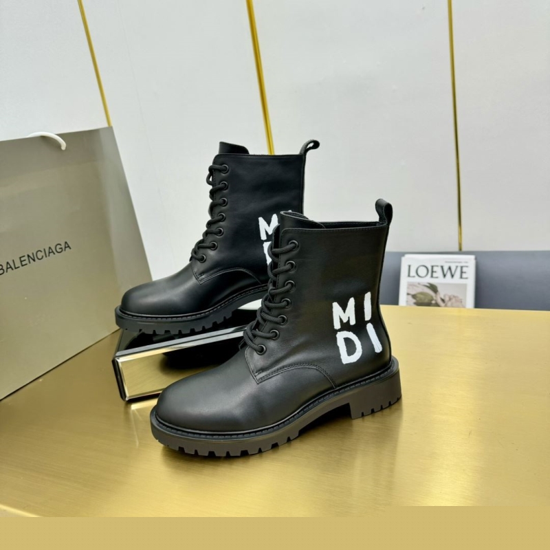ch**an D*or boots